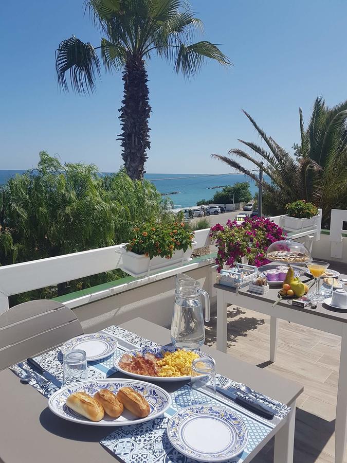 B&B Torre Azul Frontemare - Bisceglie Ngoại thất bức ảnh
